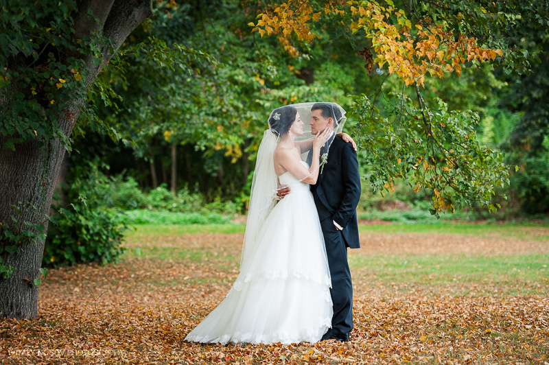 Hochzeit in Schleswig-Holstein. Kirchliche Trauung. Hochzeitsfotograf aus Hamburg Vitaly Nosov und Nikita Kret