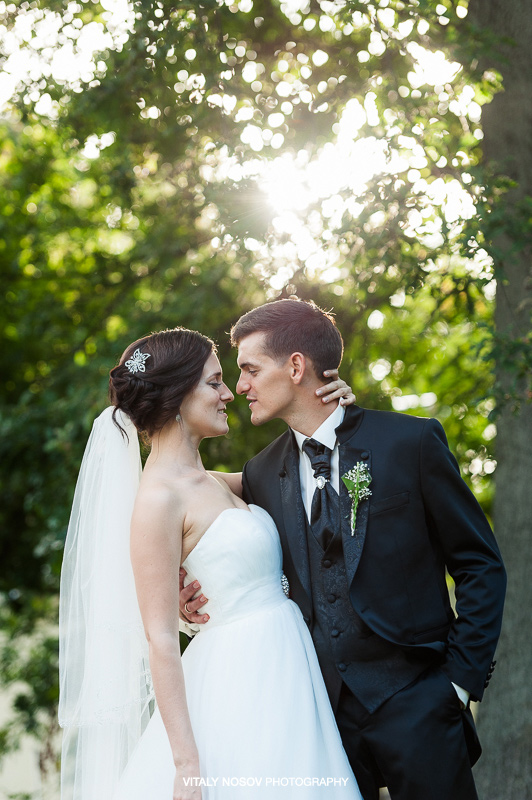 Hochzeit in Schleswig-Holstein. Kirchliche Trauung. Hochzeitsfotograf aus Hamburg Vitaly Nosov und Nikita Kret