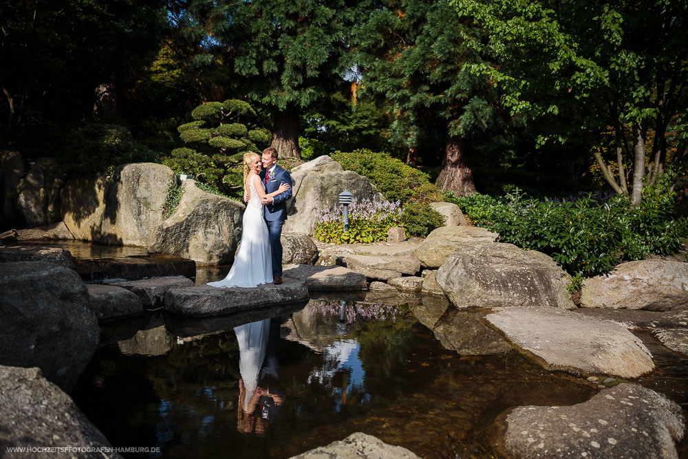 Hochzeit von Boris und Natalie, Brautpaarshooting in Planten und Blomen in Hamburg / Vitaly Nosov & Nikita Kret - Hochzeitsfotografie