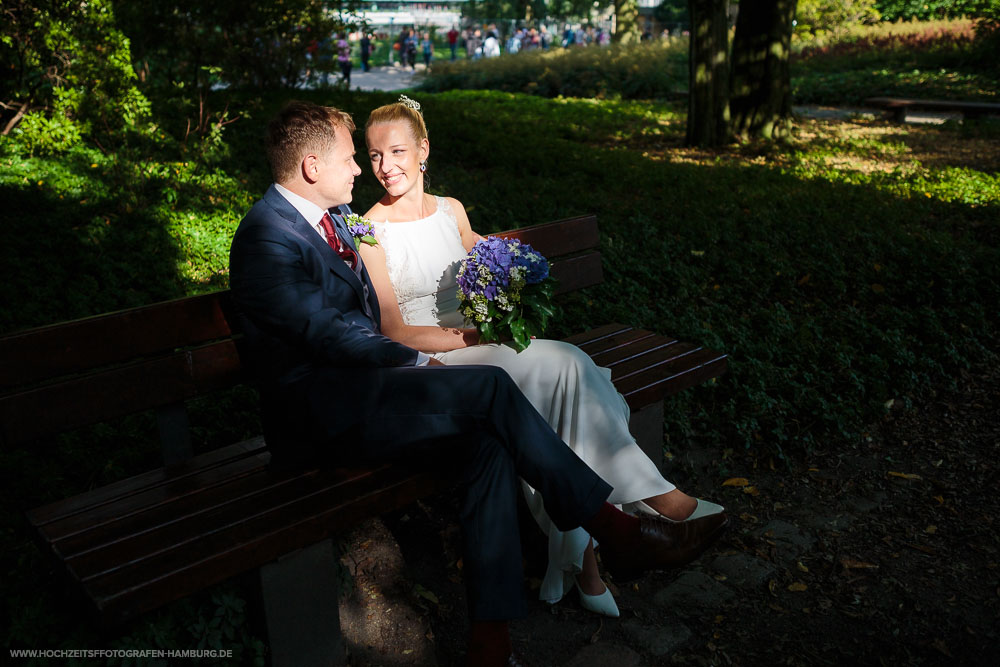 Hochzeit von Boris und Natalie, Brautpaarshooting in Planten und Blomen in Hamburg / Vitaly Nosov & Nikita Kret - Hochzeitsfotografie