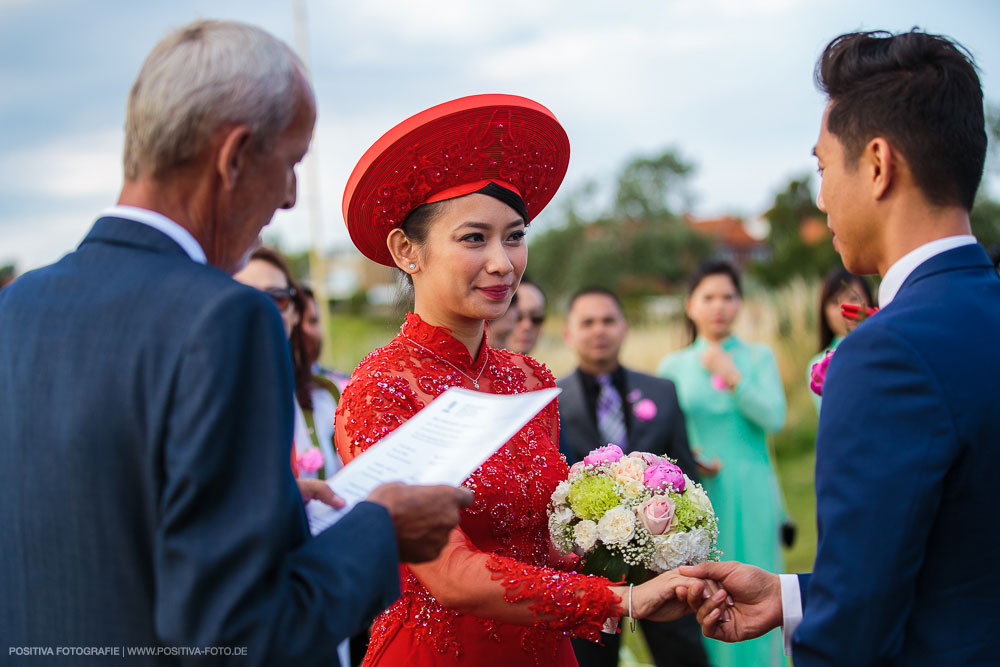 Zweitägige traditionelle vietnamesische Hochzeit von Mai und Thai in Dänemark und Schweden / Positiva Fotografie - Hochzeitsfotografen aus Hamburg